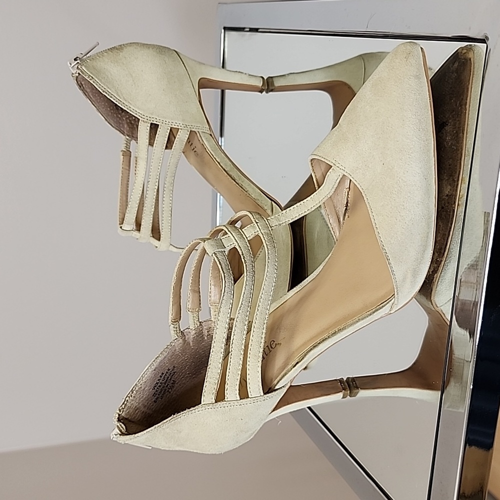T Strap Heels - Picture 9 of 11